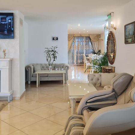 Hotel Dalia - Банкя Экстерьер фото